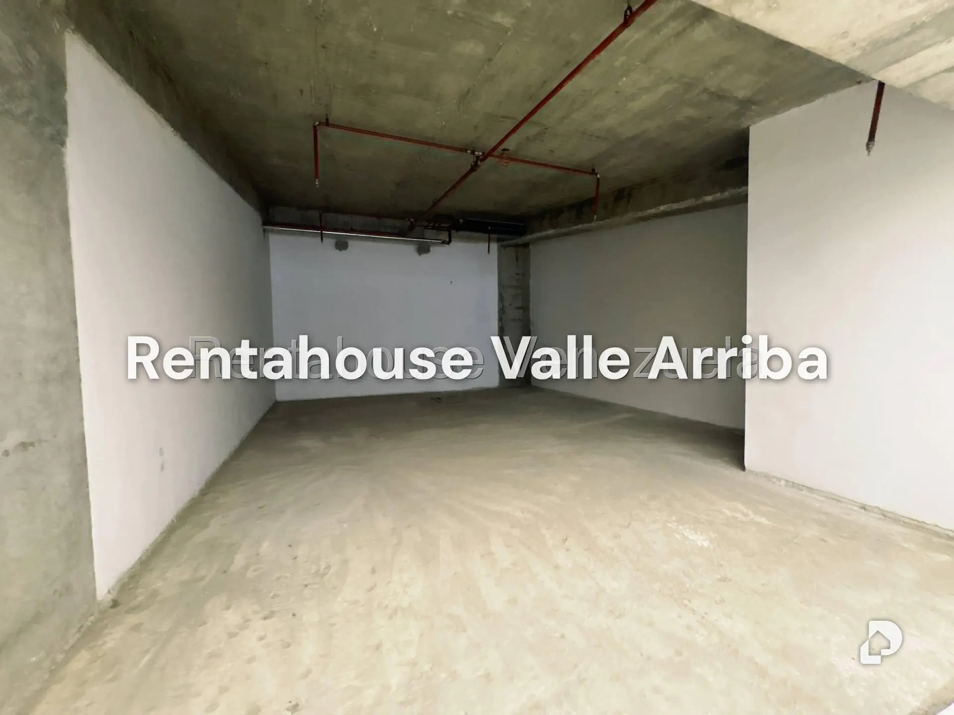 Local comercial en Campo Alegre, Caracas – 24