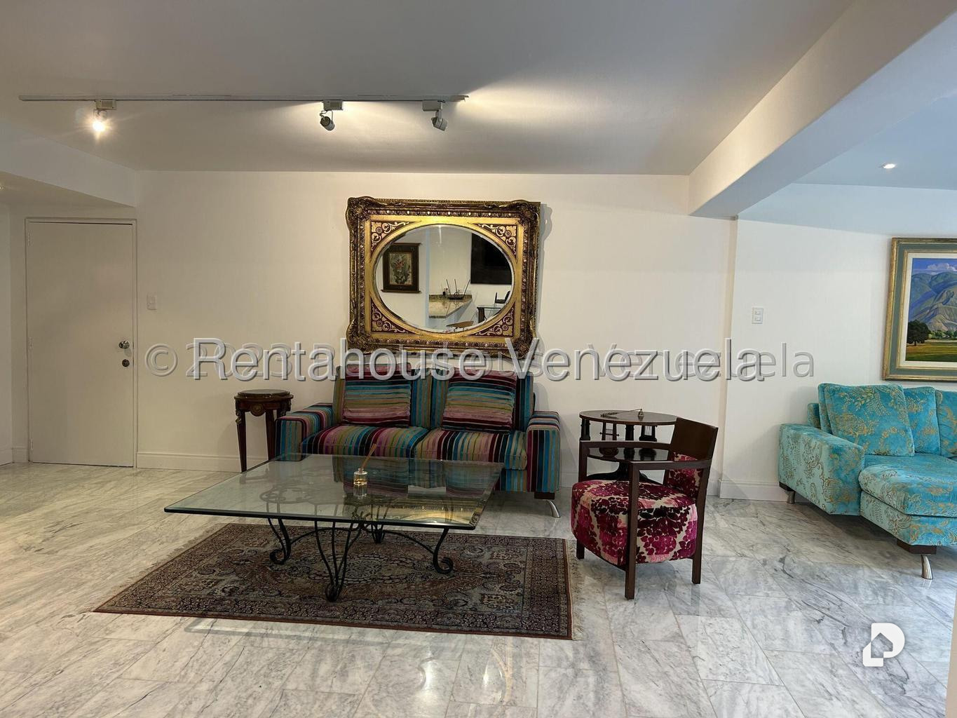 Apartamento en San Román, Caracas