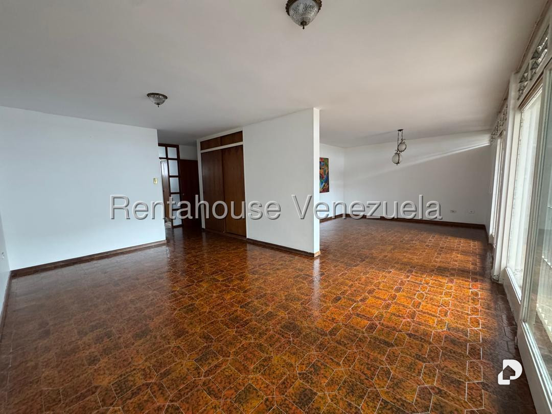 Casa en Alto Prado, Caracas – 9