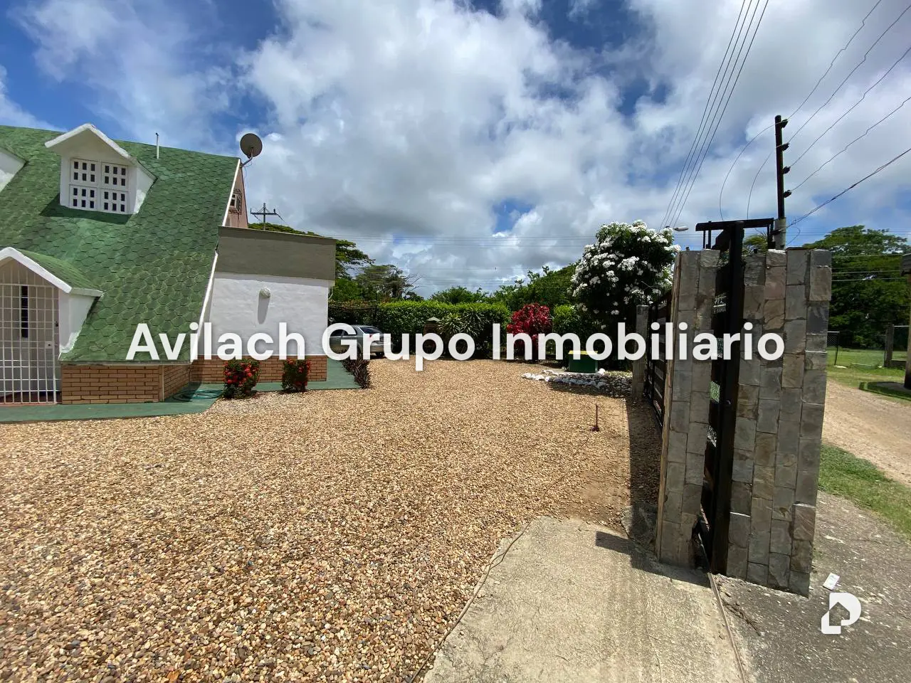 Edificio en Tucacas, Parque Nacional Morrocoy