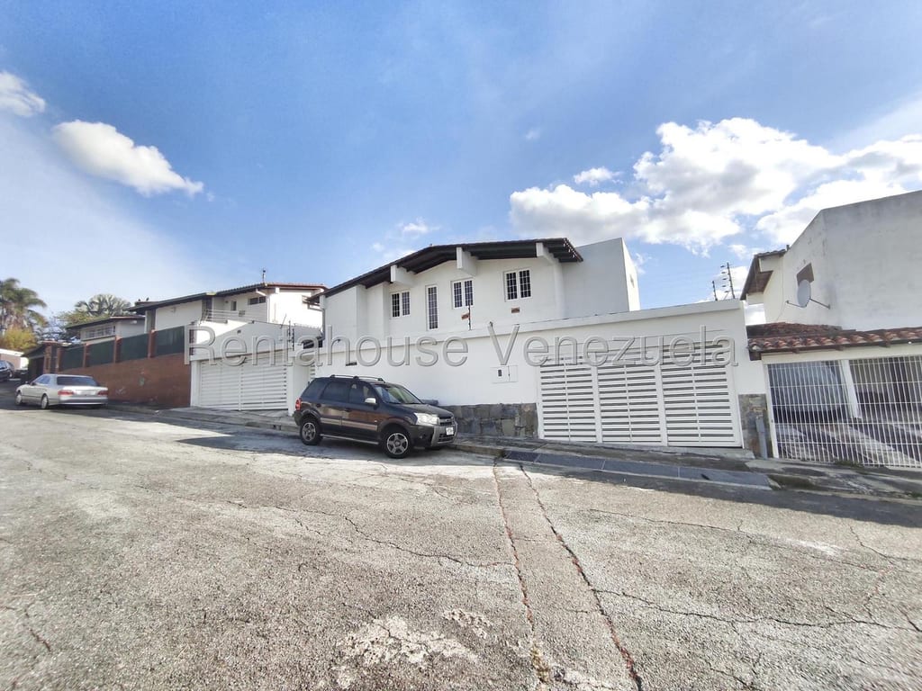 Casa en Santa Paula, Caracas - 1