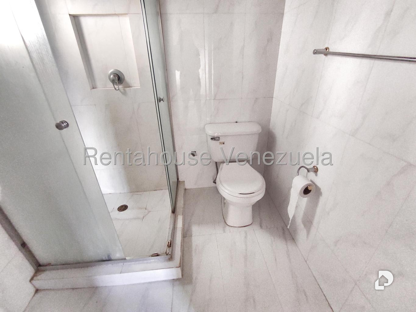Casa en Santa Paula, Caracas – 27
