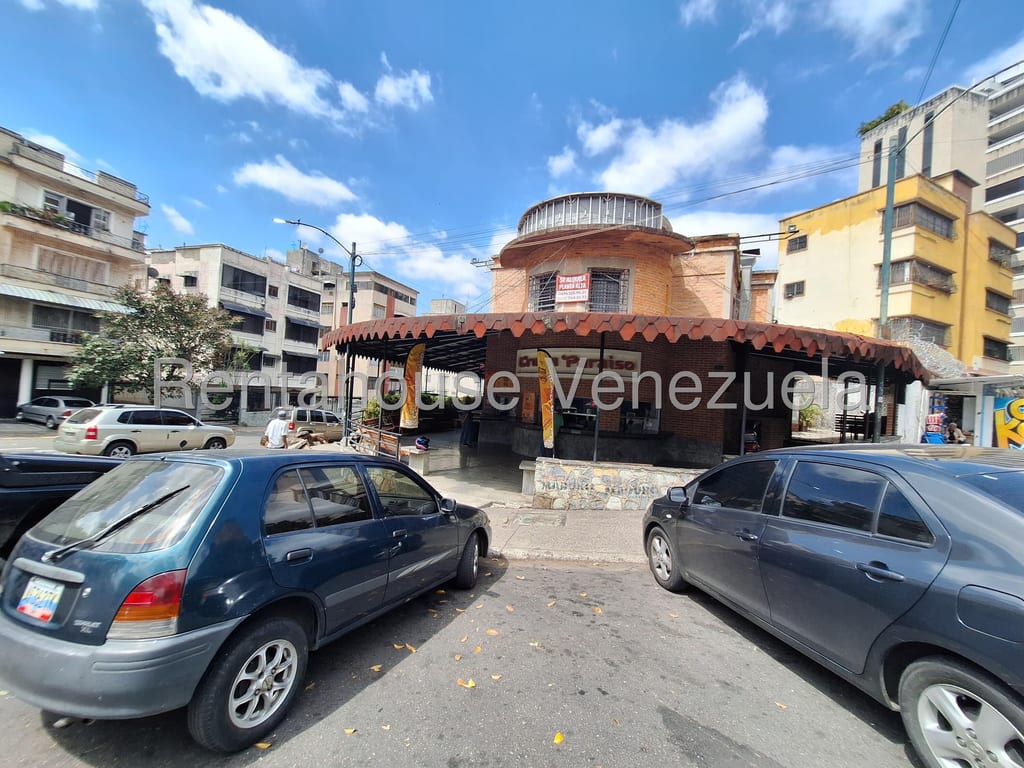 Casa en San Bernardino, Caracas - 1