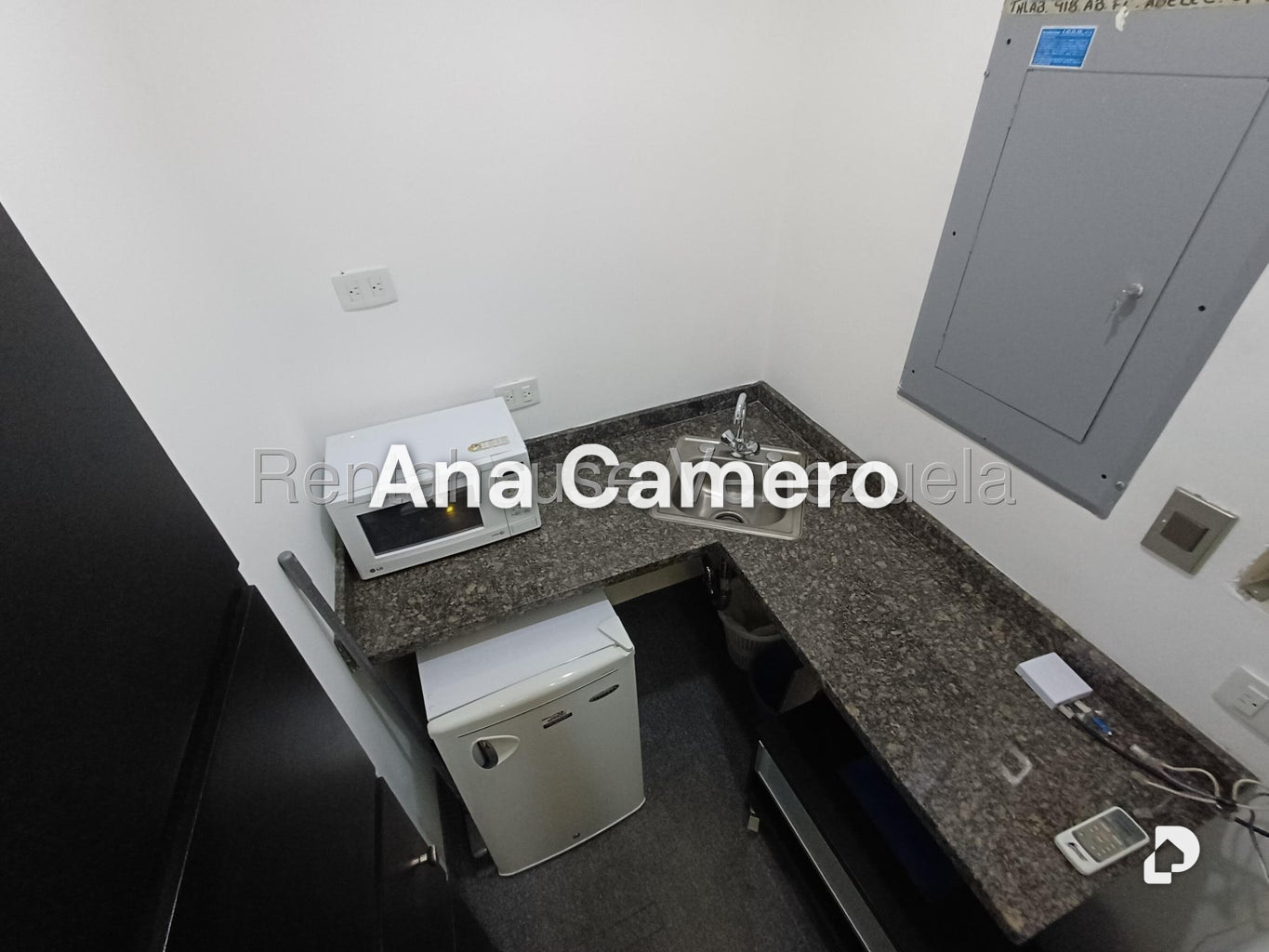 Local comercial en Prados del Este, Caracas – 10