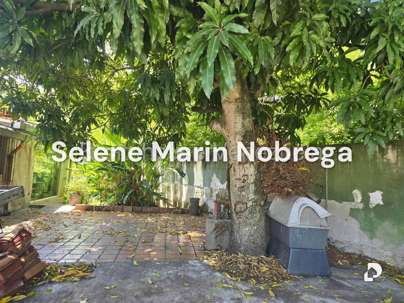 House in La Floresta, Caracas – 30