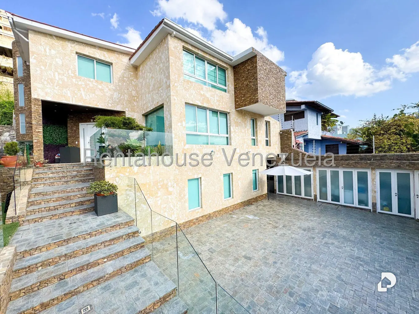 Casa en La Tahona, Caracas – 3