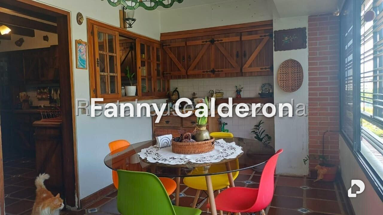 Apartamento en La Florida, Caracas – 17