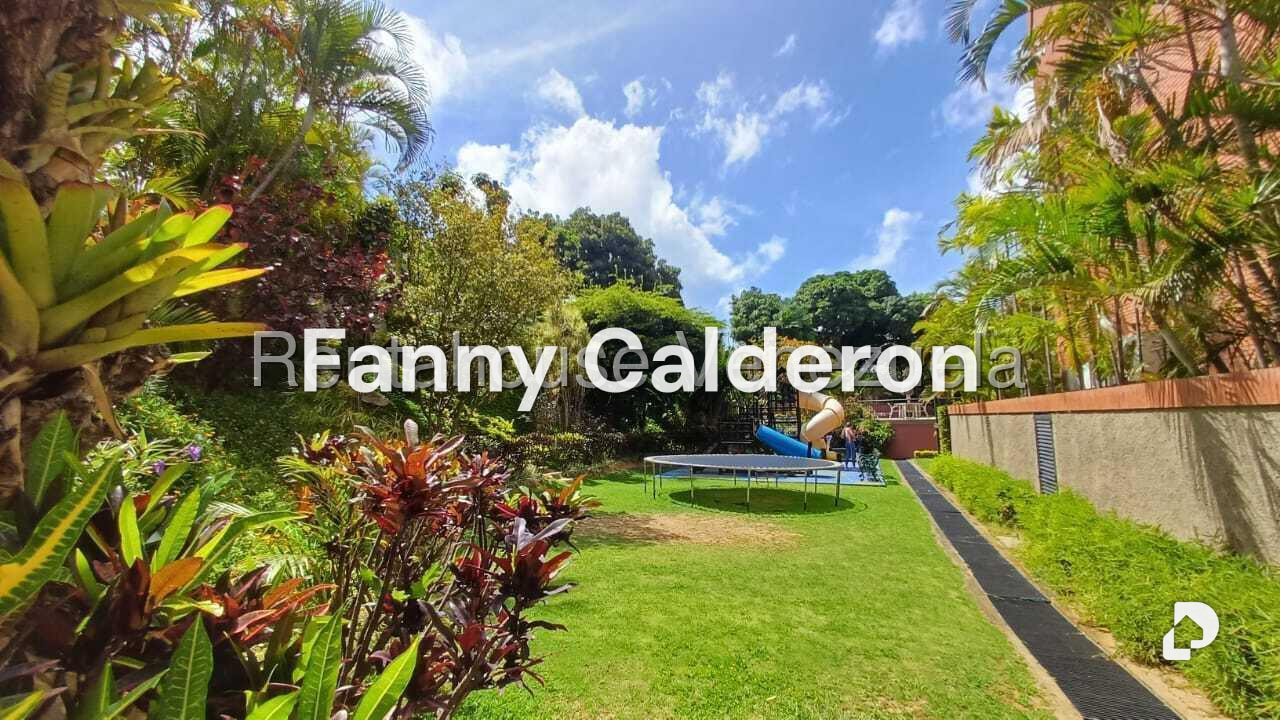 Apartamento en La Florida, Caracas – 27