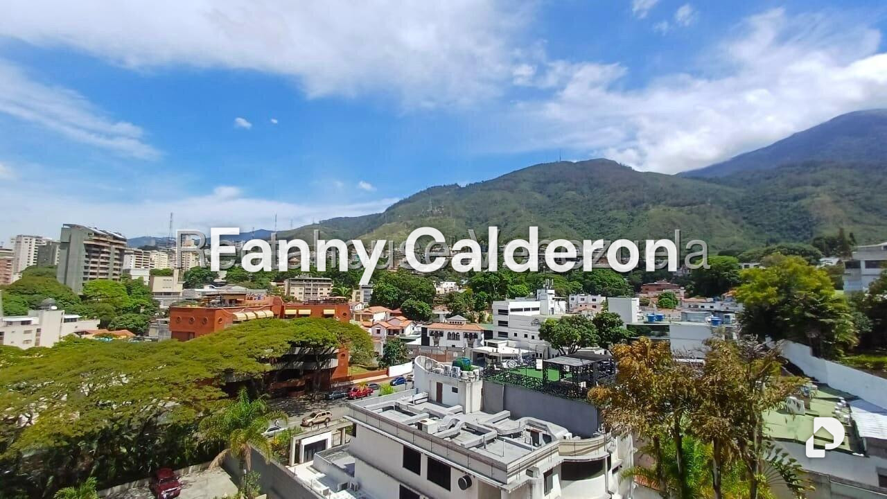 Apartamento en La Florida, Caracas – 24
