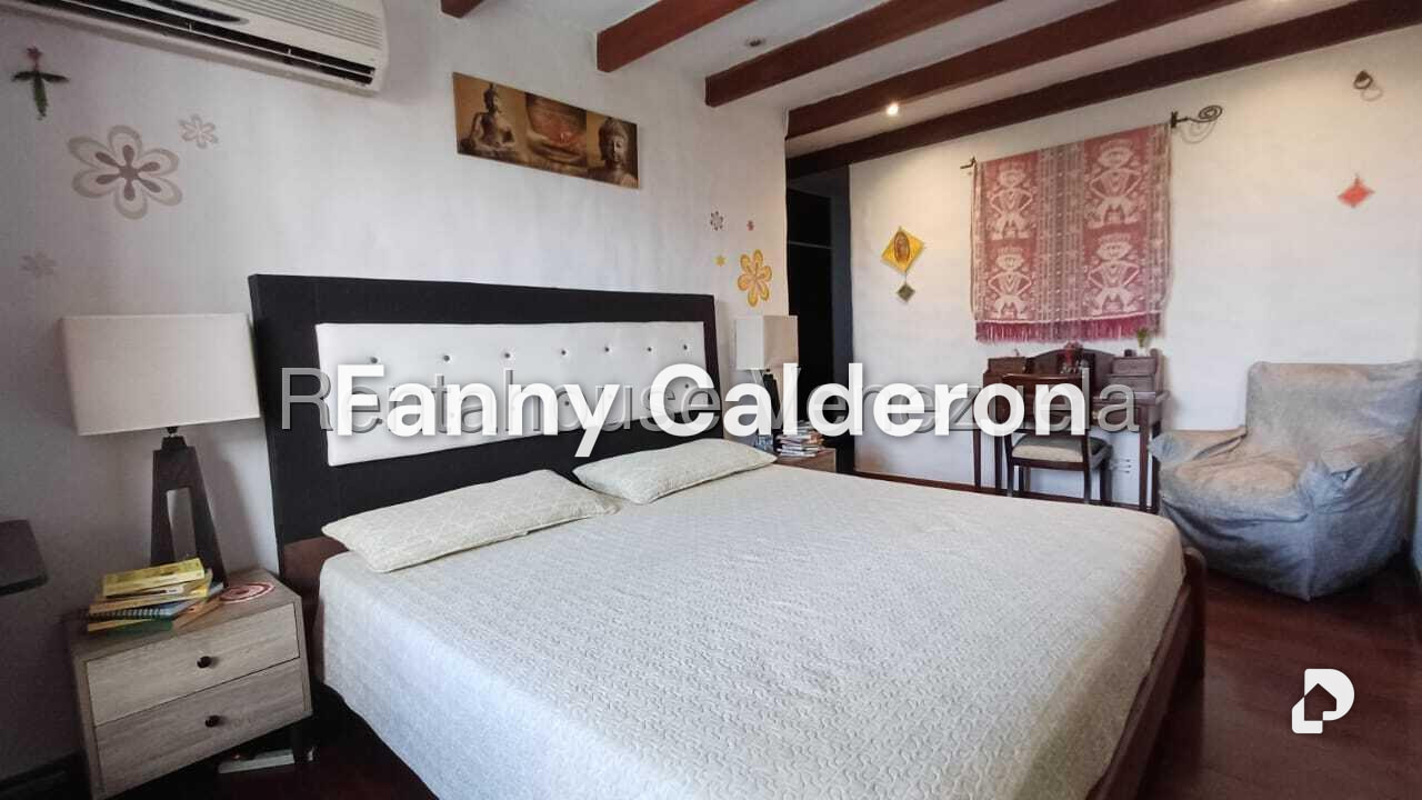 Apartamento en La Florida, Caracas – 18