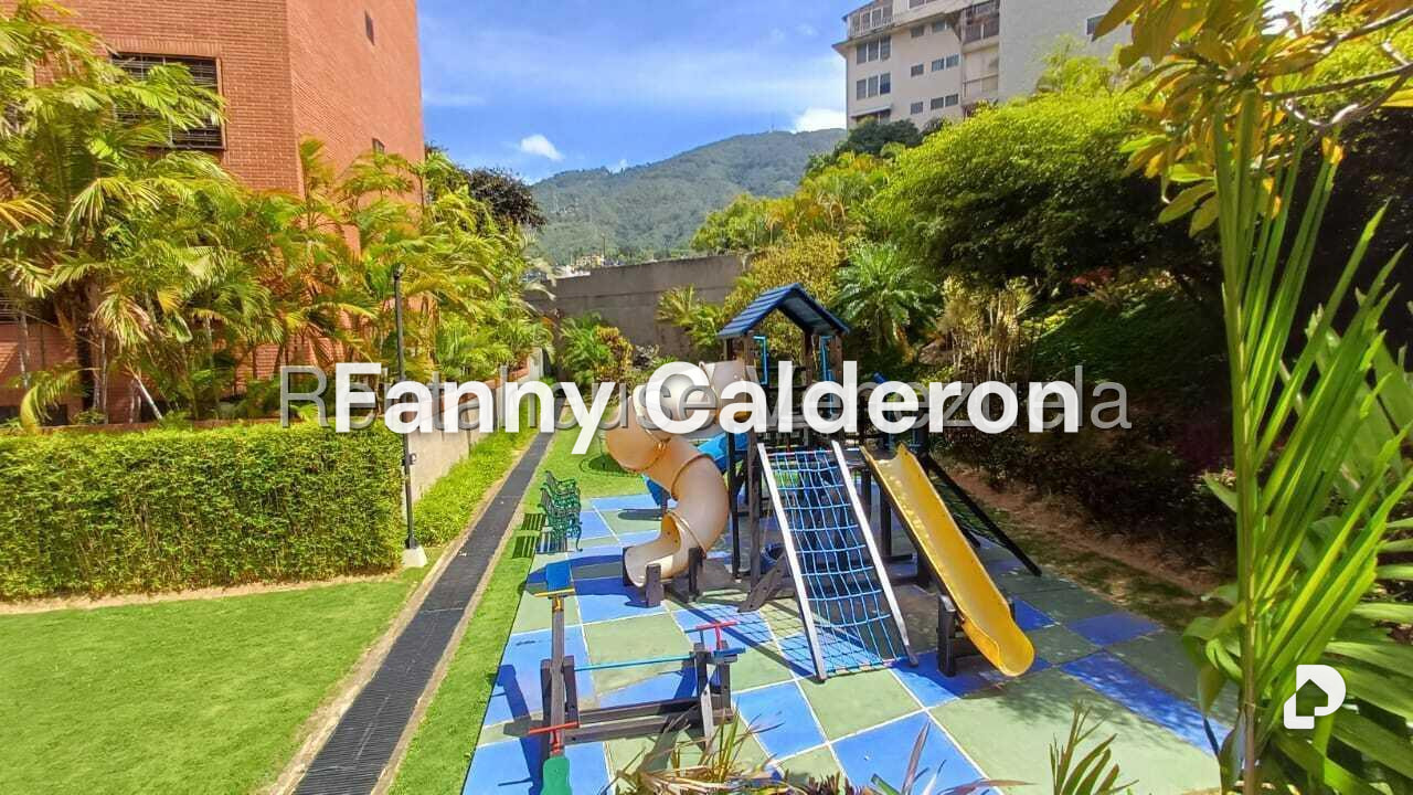 Apartamento en La Florida, Caracas – 25
