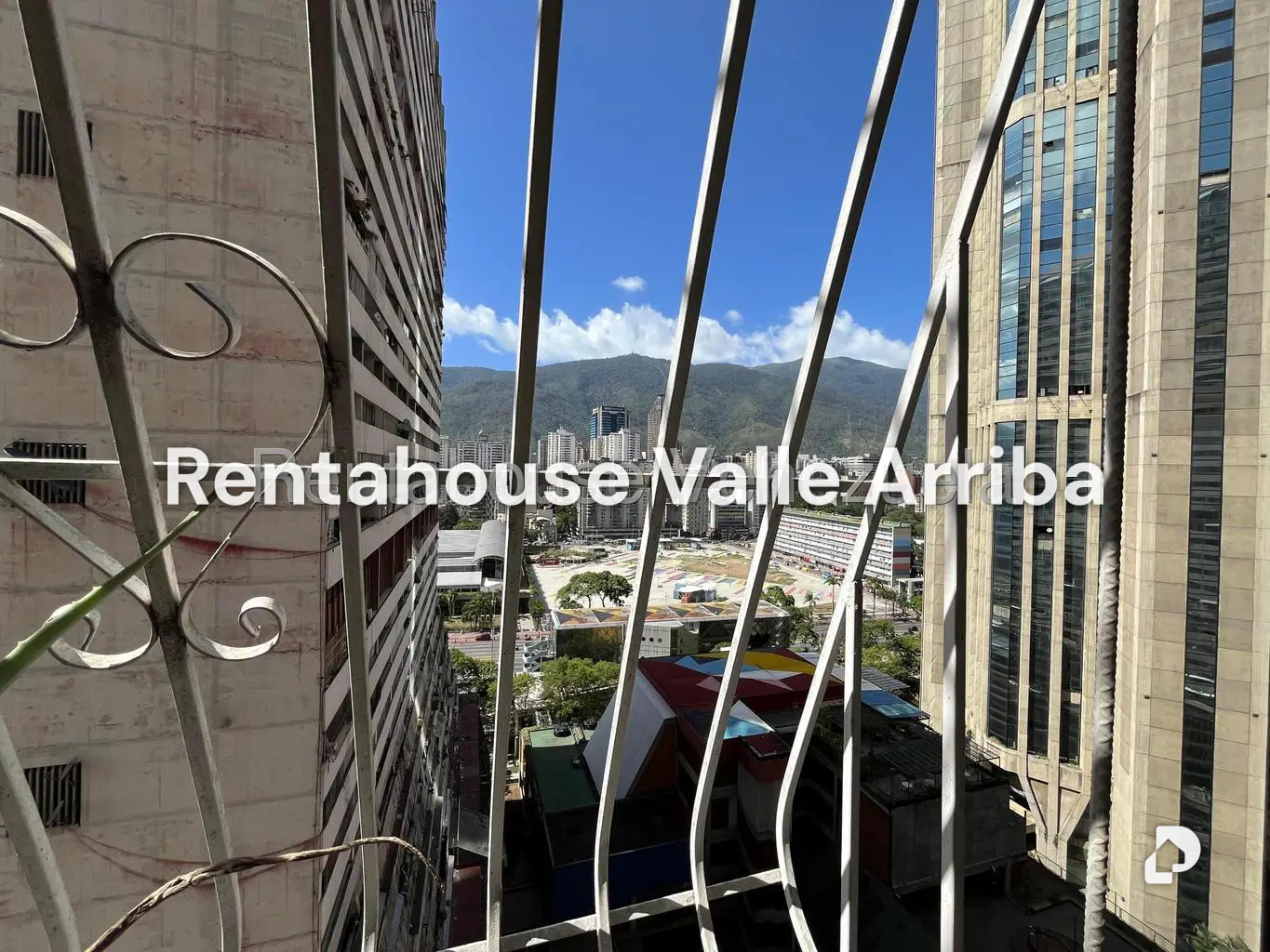 Apartamento en Parque Central, Caracas – 11