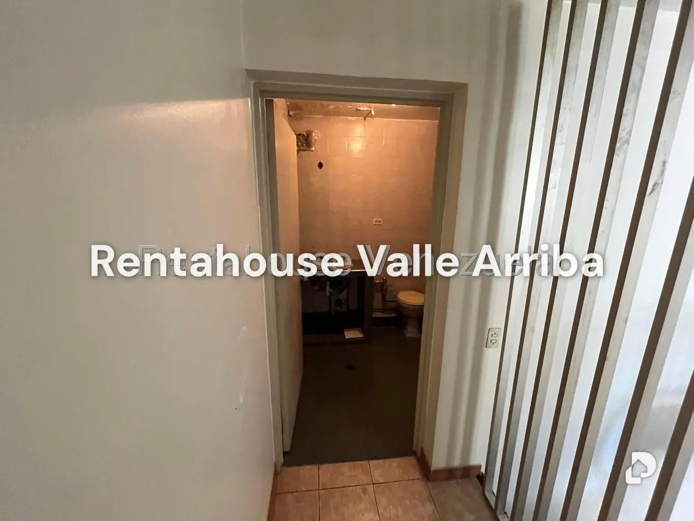 Apartamento en Parque Central, Caracas – 28