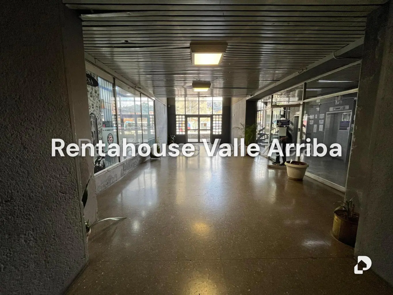 Apartamento en Parque Central, Caracas – 1
