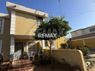 Townhouse en Sector Nueva Democracia, Maracaibo – 34