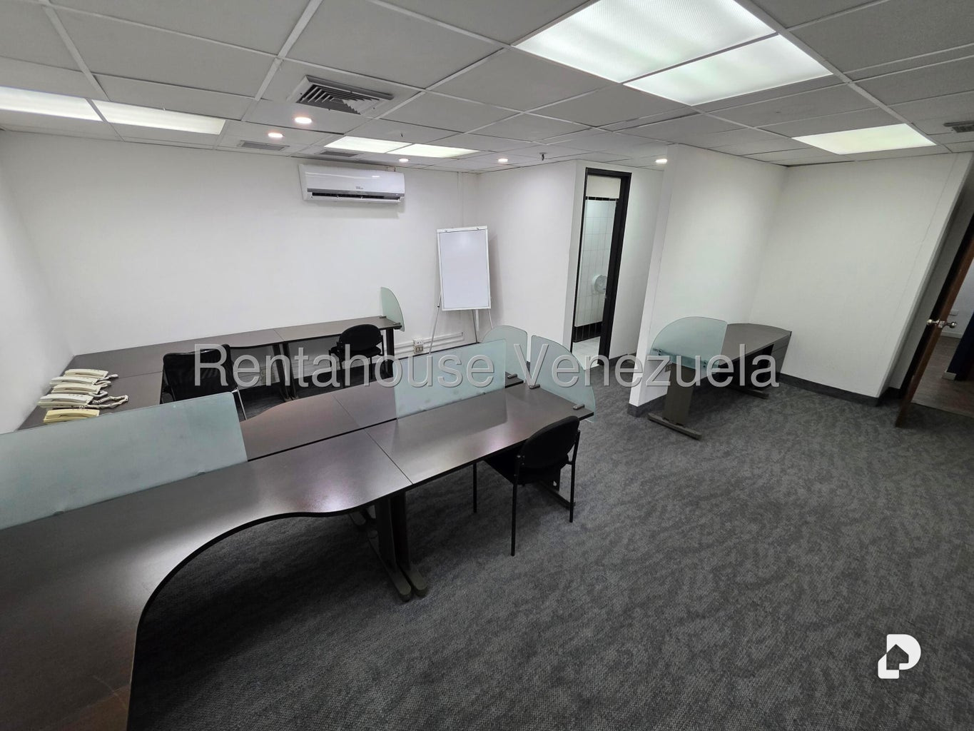 Office in Chacaito, Caracas – 19