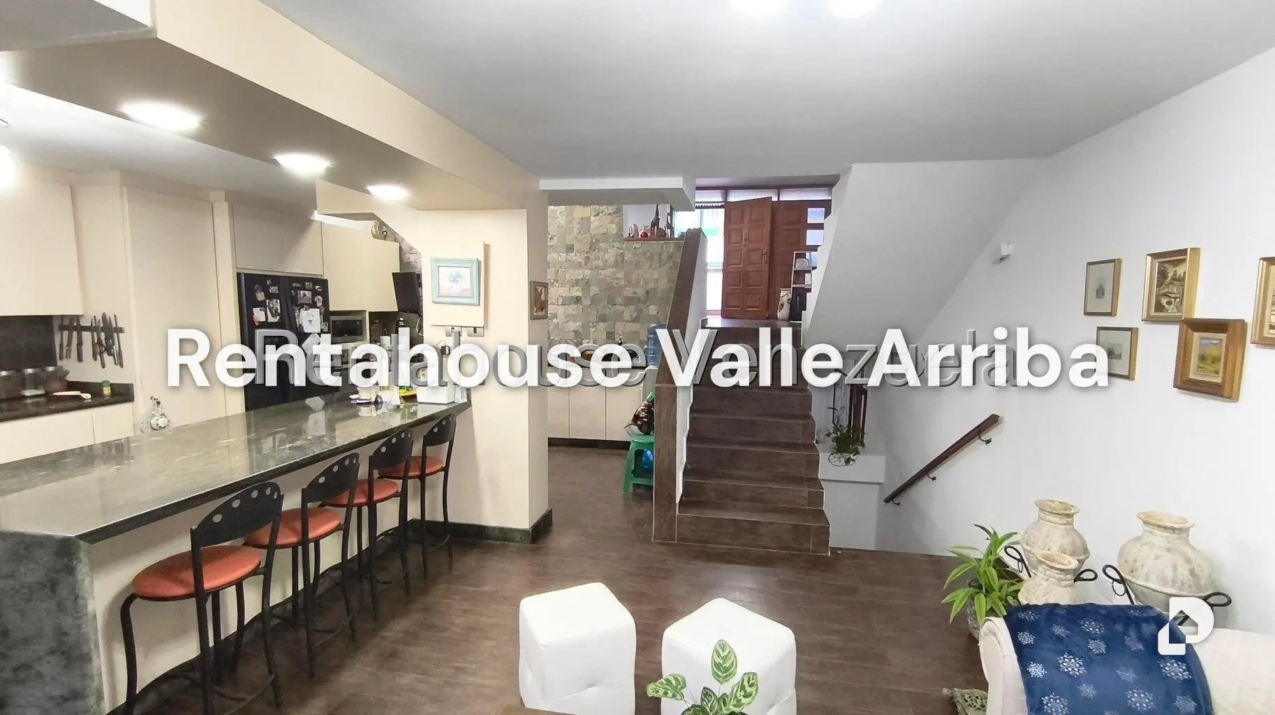 Casa en Lomas De La Trinidad, Caracas – 20