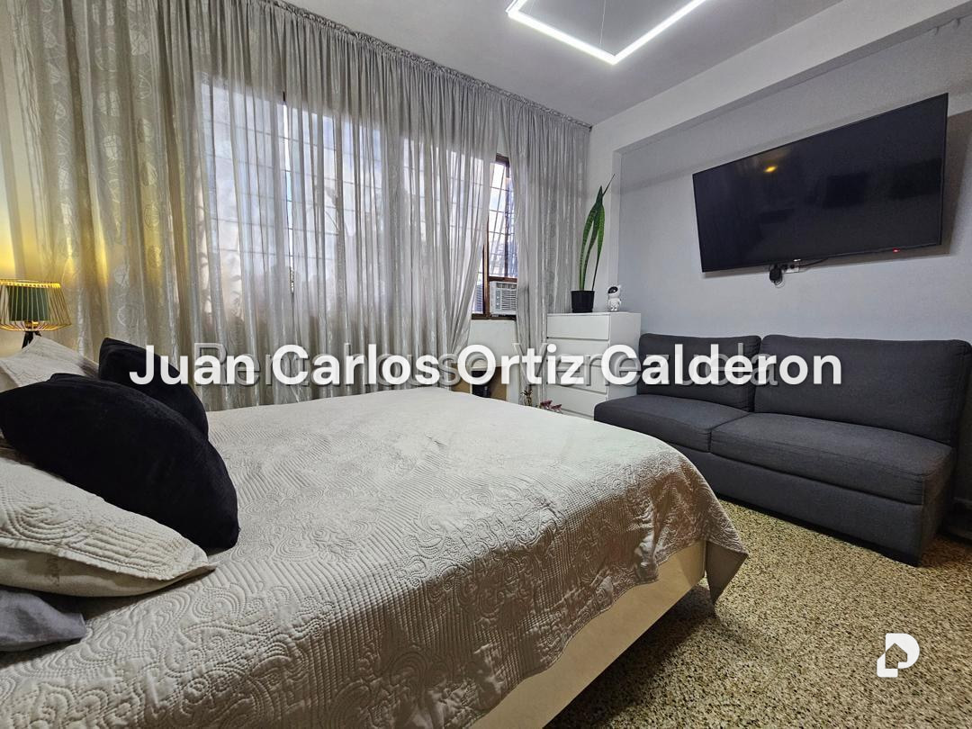Apartamento en Bello Monte, Caracas – 17