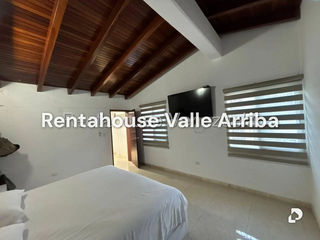 Casa en La Lagunita Country Club, Caracas – 16