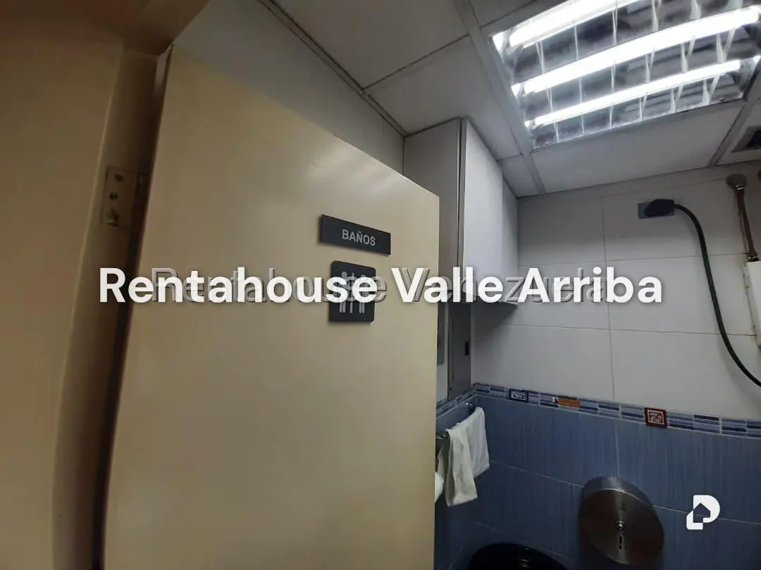 Local comercial en Los Palos Grandes, Caracas – 15