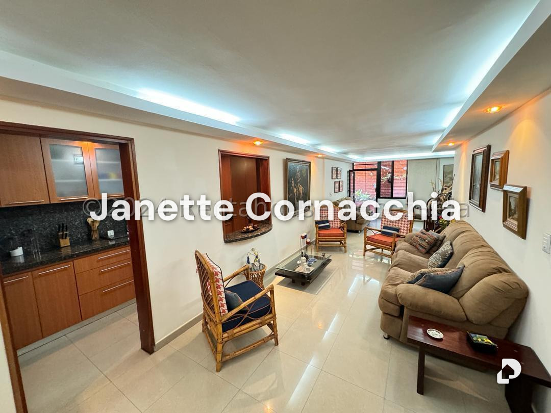 Apartamento en Colinas de La Tahona, Caracas
