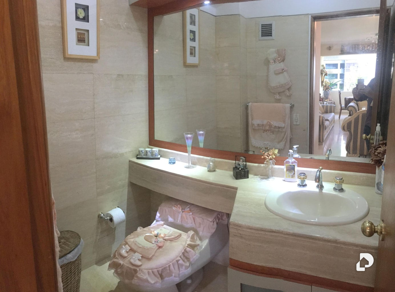Apartamento en Lomas de La Lagunita, Caracas – 18