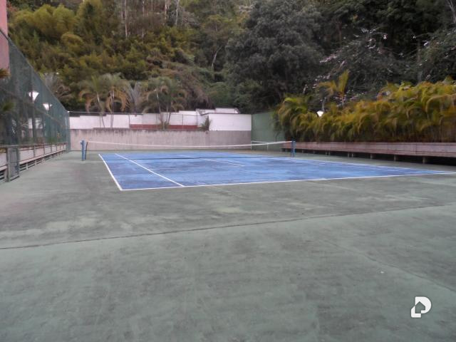 Apartamento en Lomas de La Lagunita, Caracas – 24