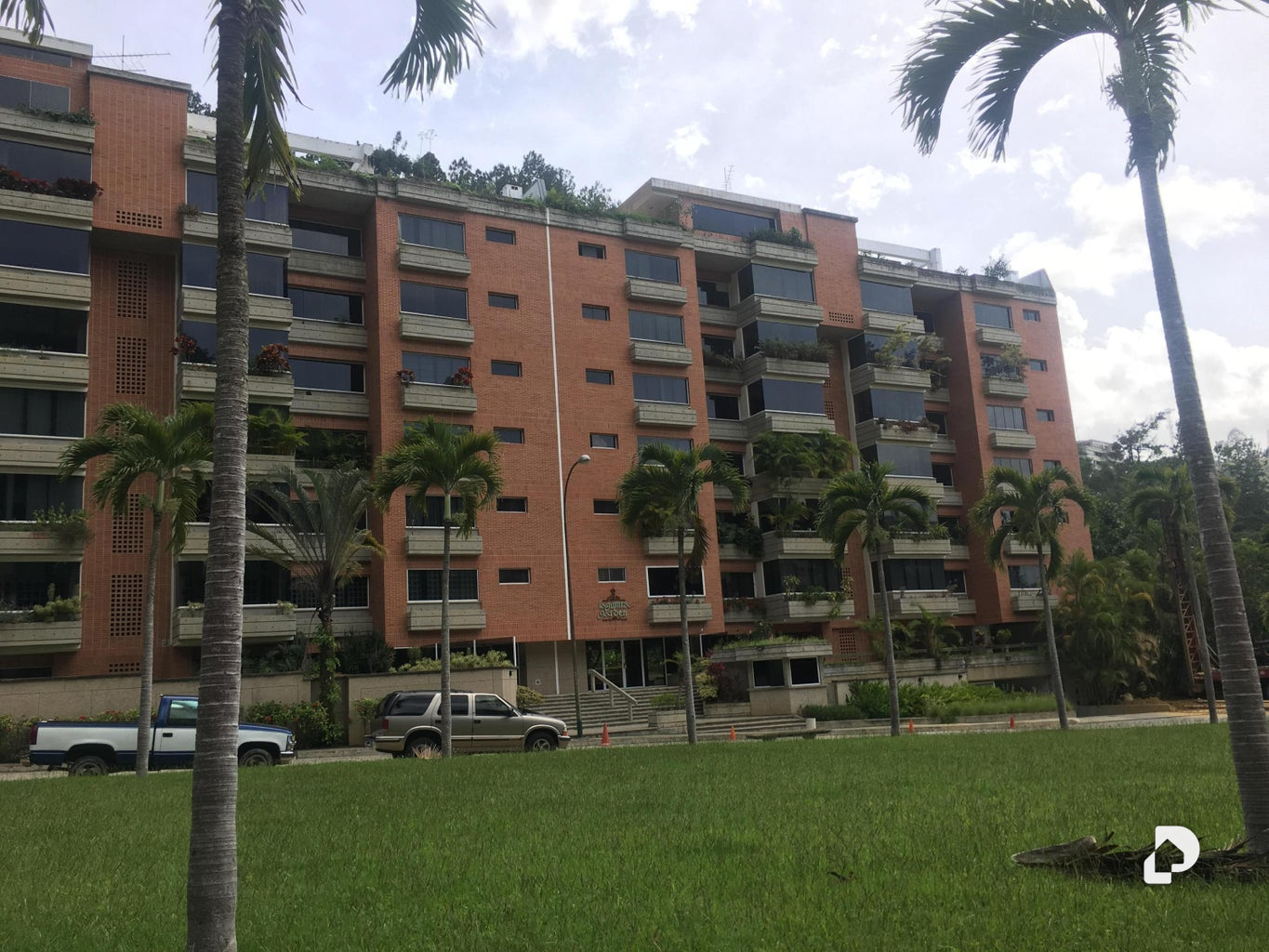 Apartamento en Lomas de La Lagunita, Caracas – 26