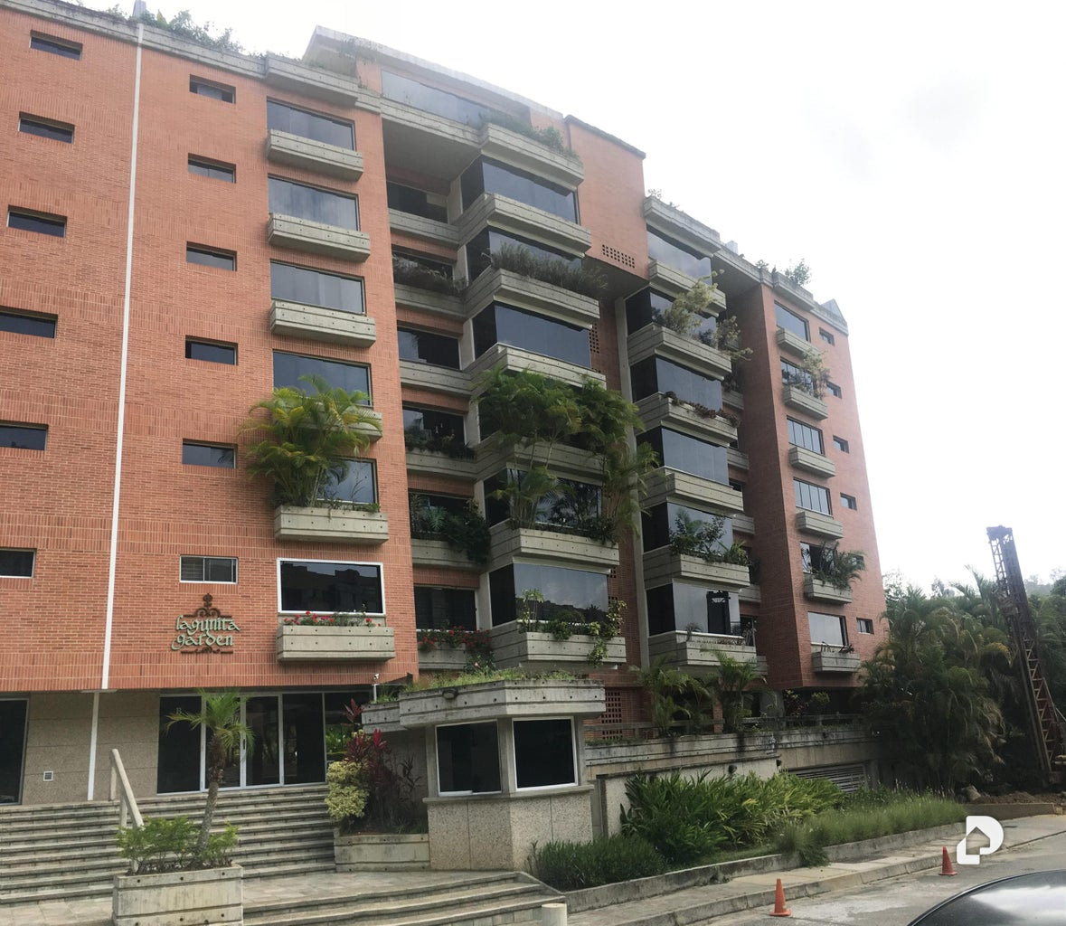Apartamento en Lomas de La Lagunita, Caracas – 27