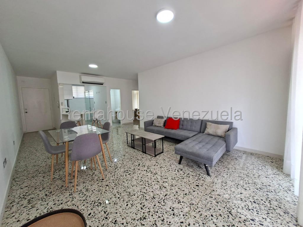 Apartamento en Los Palos Grandes, Caracas - 1