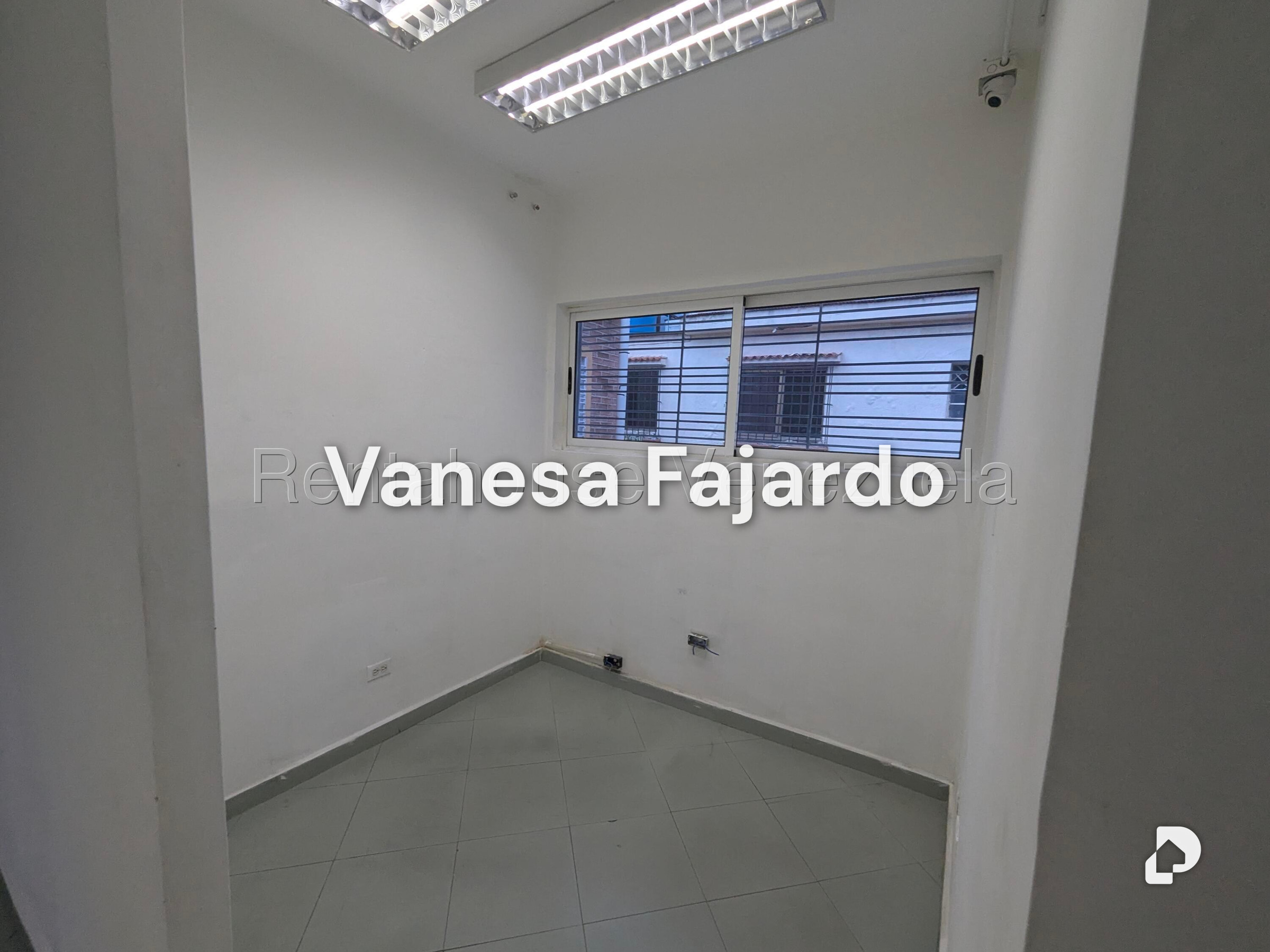 Oficina en Campo Claro, Caracas – 17
