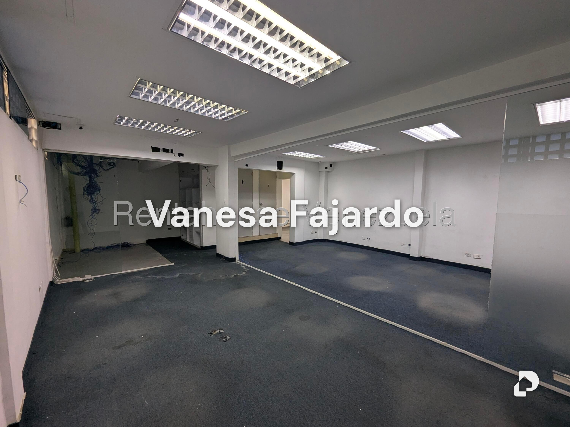 Oficina en Campo Claro, Caracas – 13