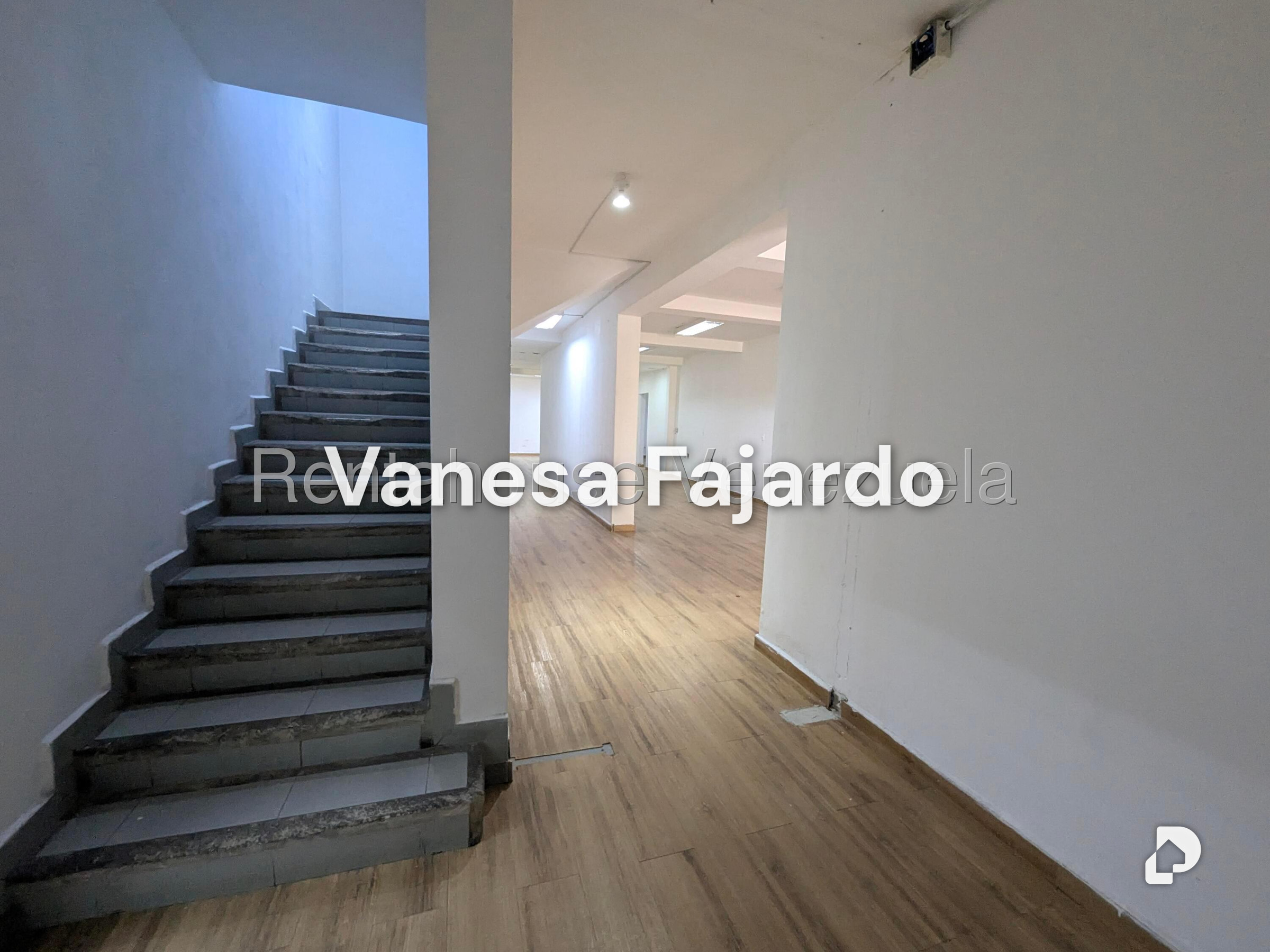 Oficina en Campo Claro, Caracas – 11