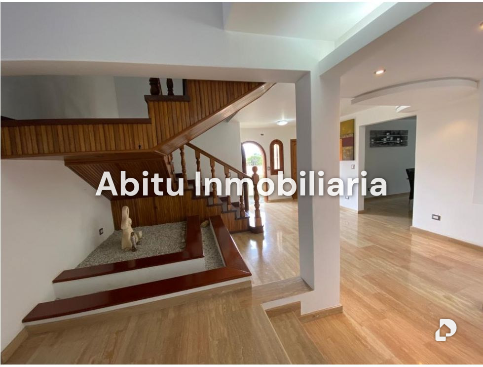 Casa en La Trinidad, Caracas – 4