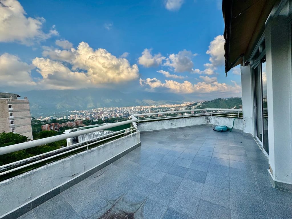 Penthouse en Colinas de Valle Arriba, Caracas - 1