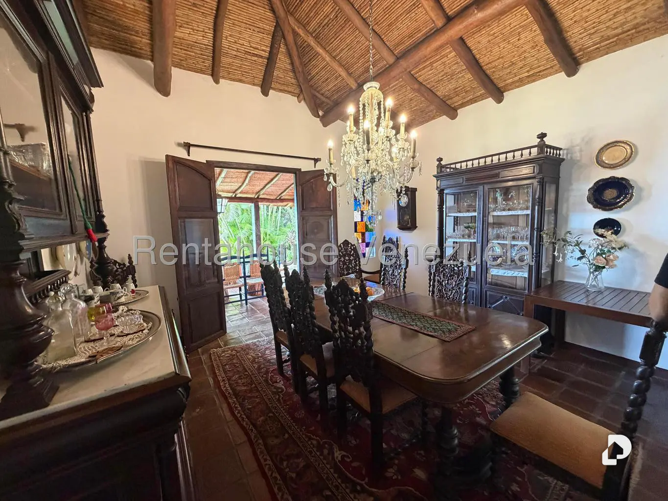Casa en Oripoto, Caracas – 23