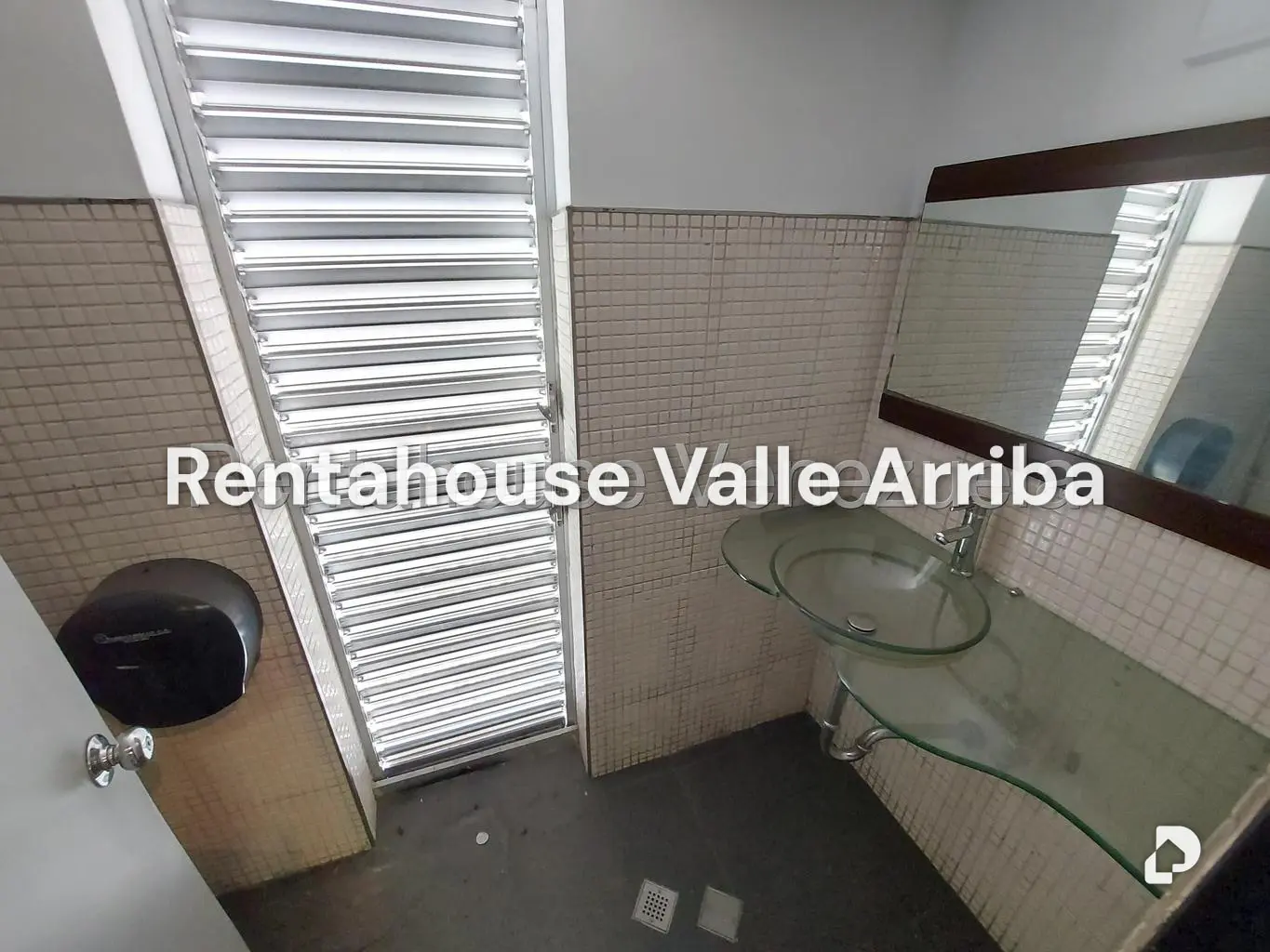Office in Colinas de Bello Monte, Caracas – 13