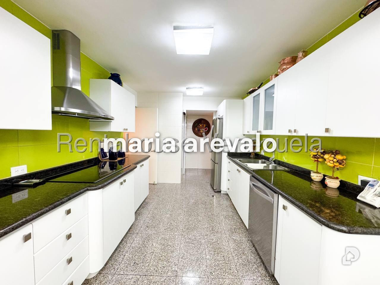 Apartamento en Lomas de La Lagunita, Caracas – 15