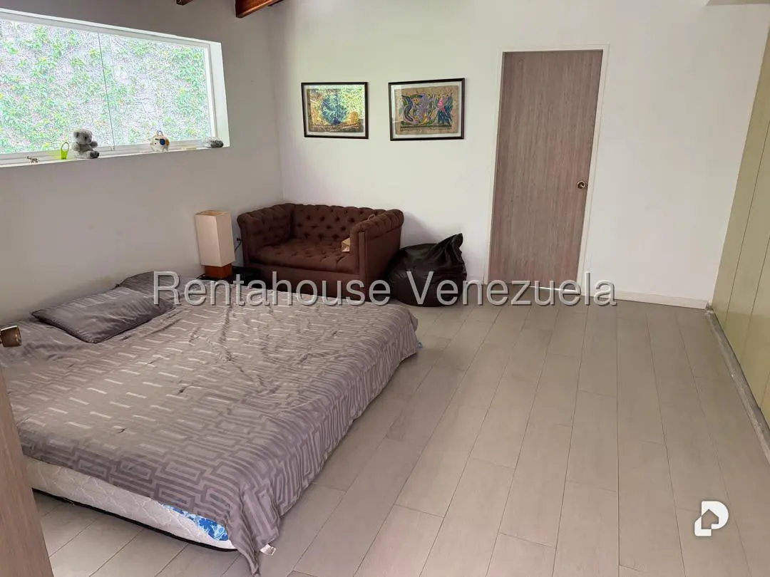 Casa en Santa Gertrudis, Caracas – 24