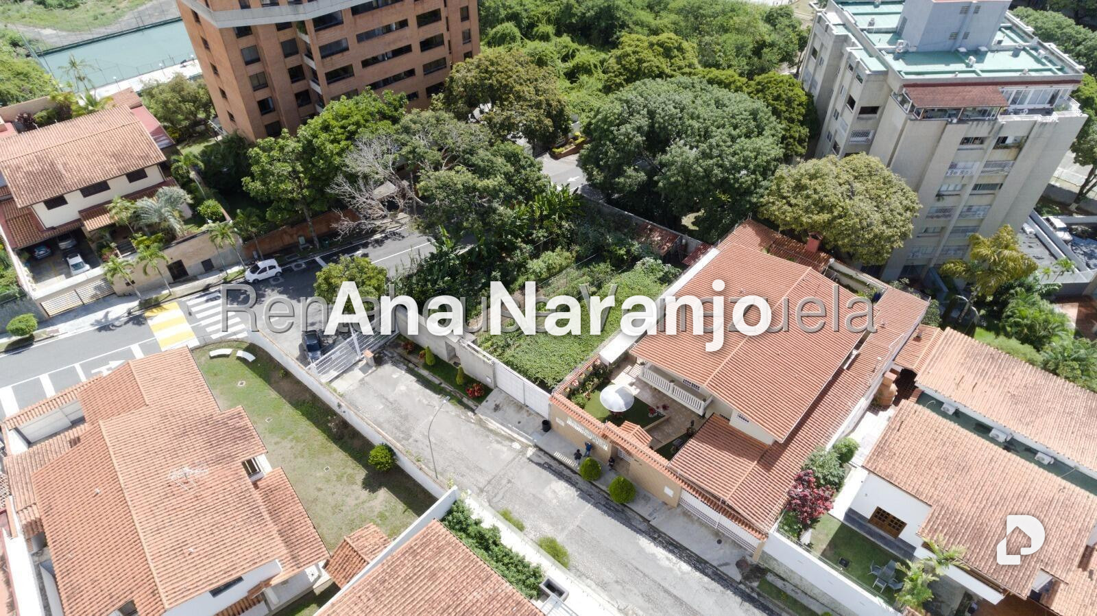 Terreno en La Tahona, Caracas – 12