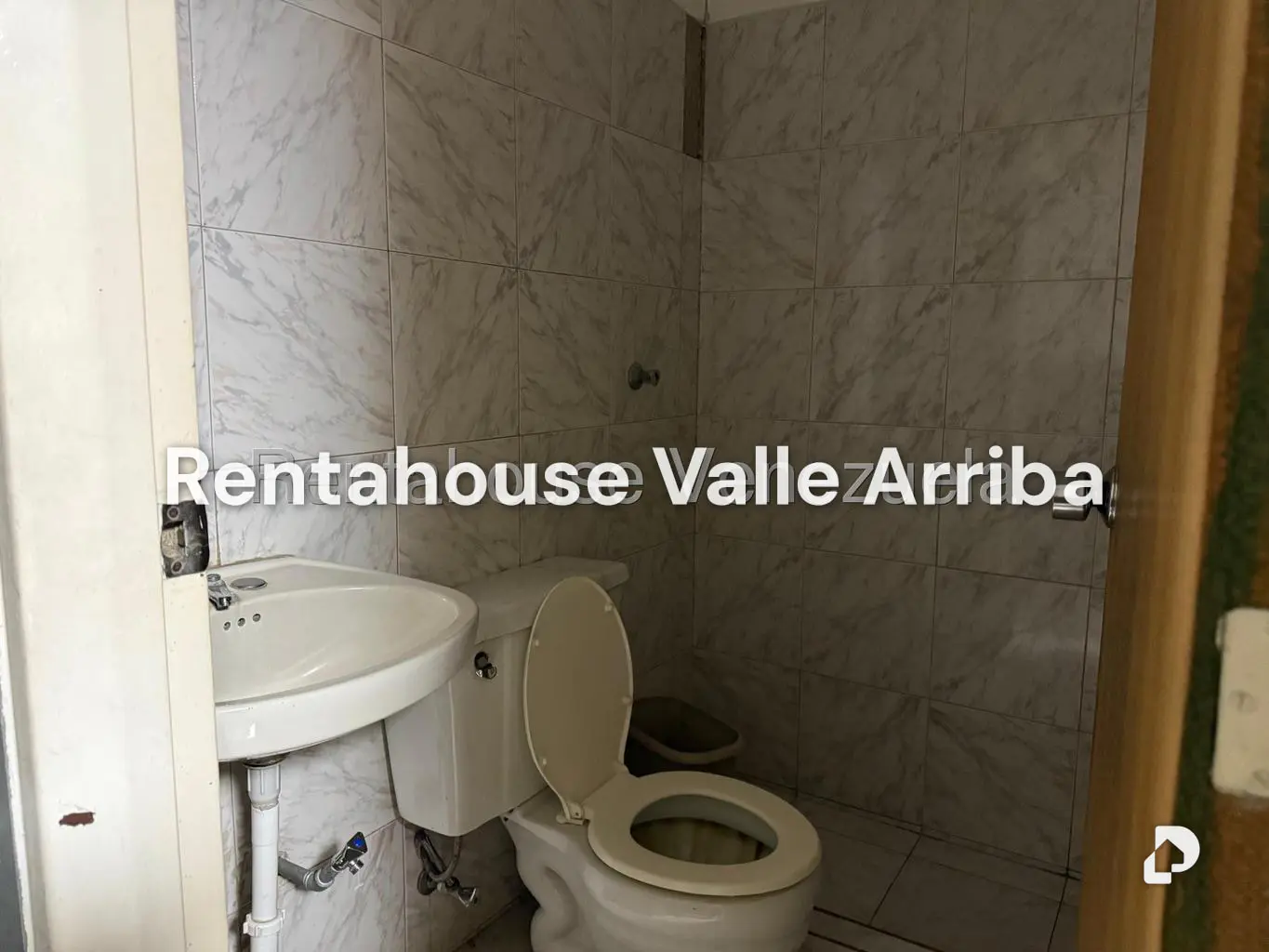 Local comercial en El Rosal, Caracas – 16
