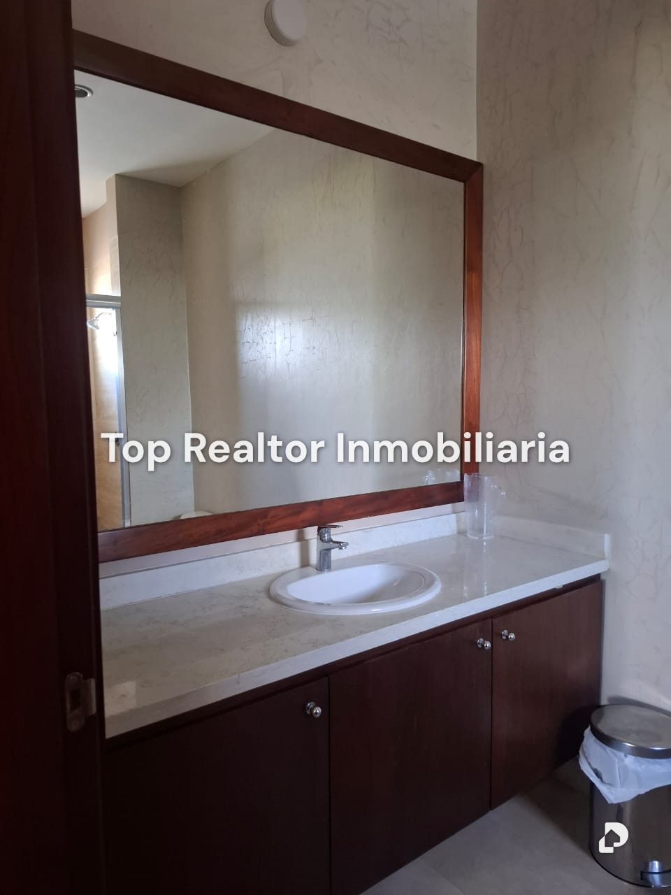 House in Alto Hatillo, Caracas – 28