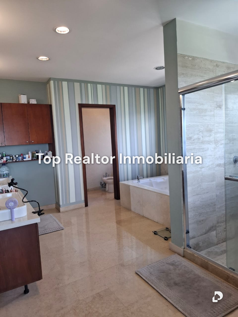 House in Alto Hatillo, Caracas – 27