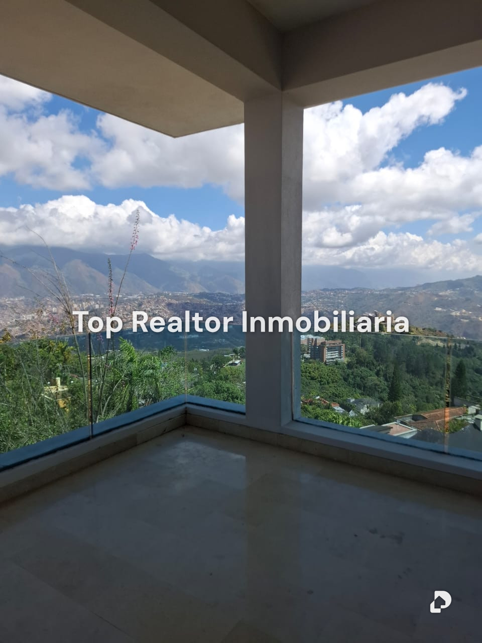 House in Alto Hatillo, Caracas – 21