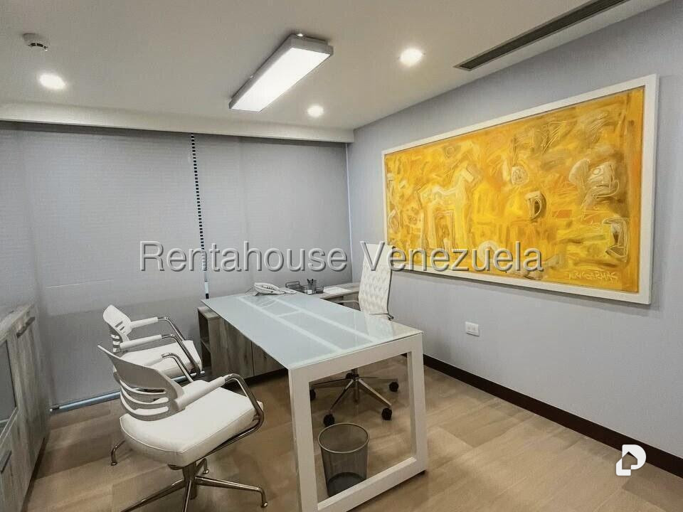 Oficina en Las Mercedes, Caracas – 9