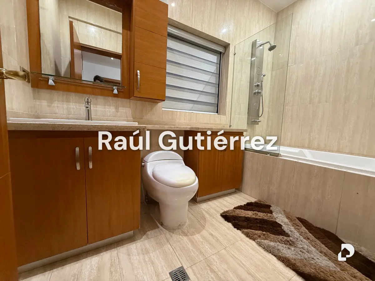 Casa en Urb. El Pedregal, Barquisimeto – 12