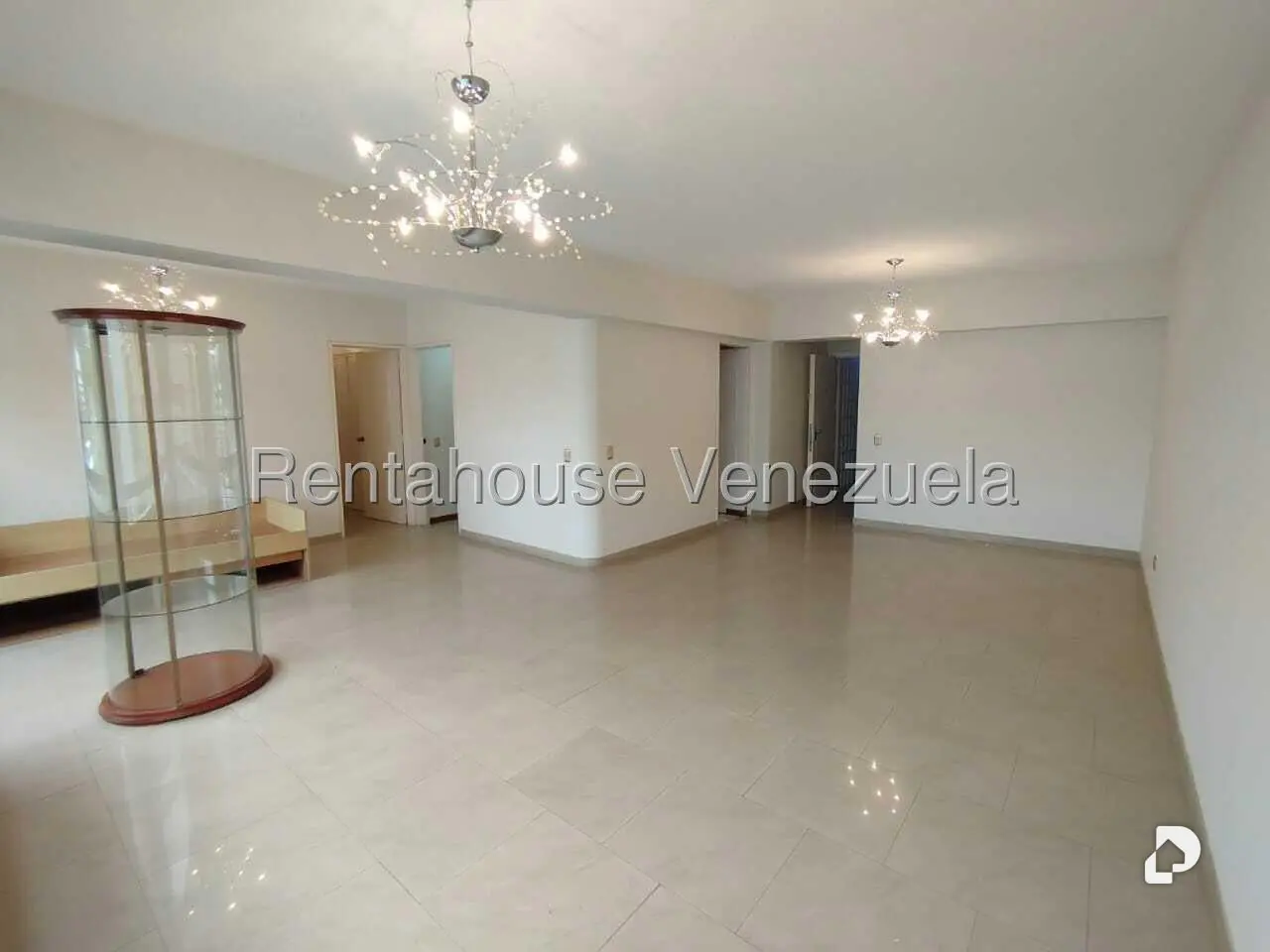 Apartamento en Las Esmeraldas, Caracas – 9