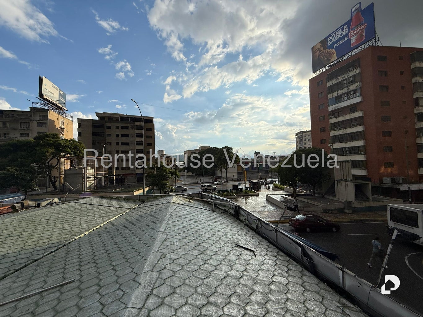 Local comercial en Los Dos Caminos, Caracas – 9