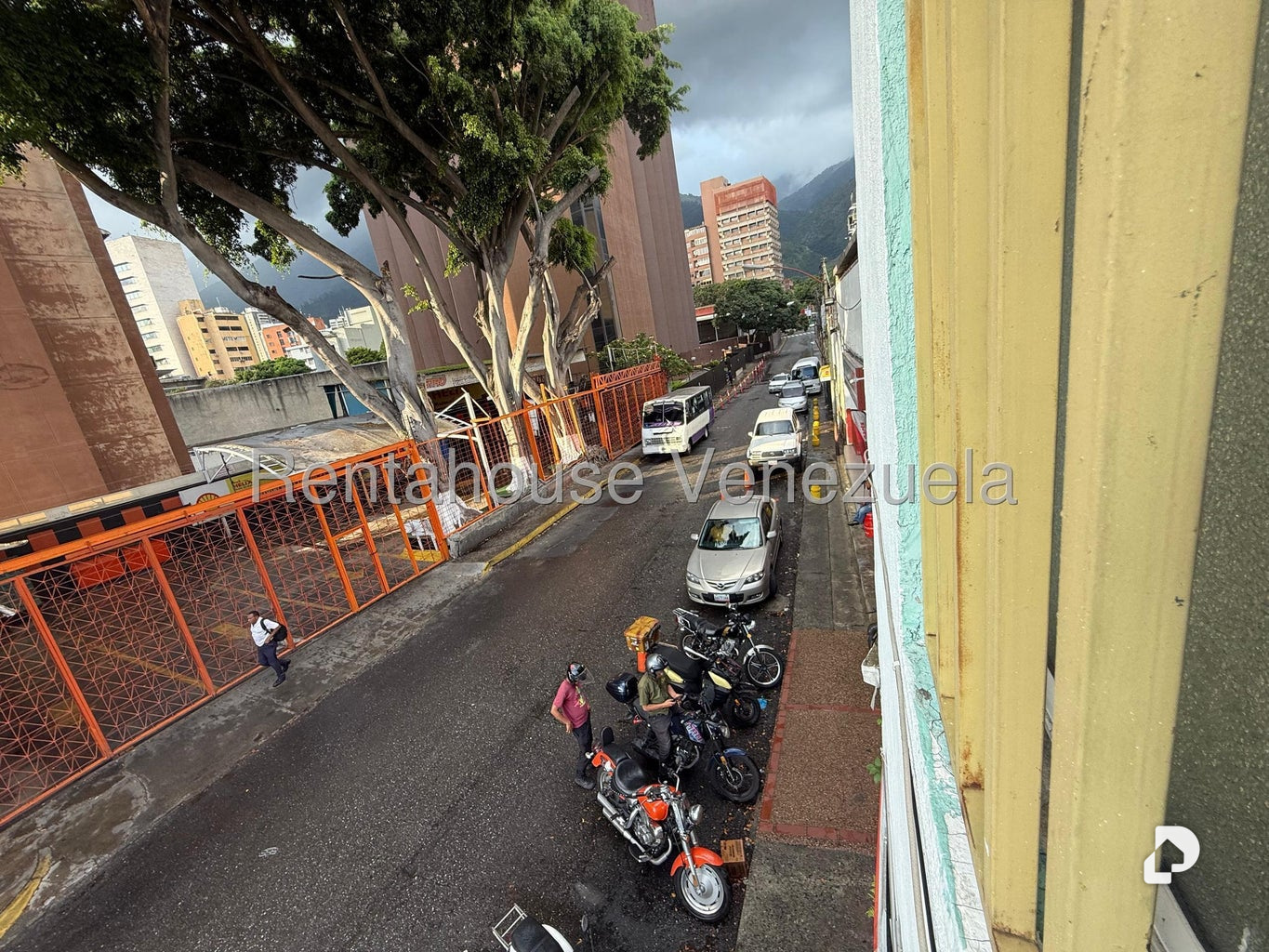 Local comercial en Los Dos Caminos, Caracas – 10