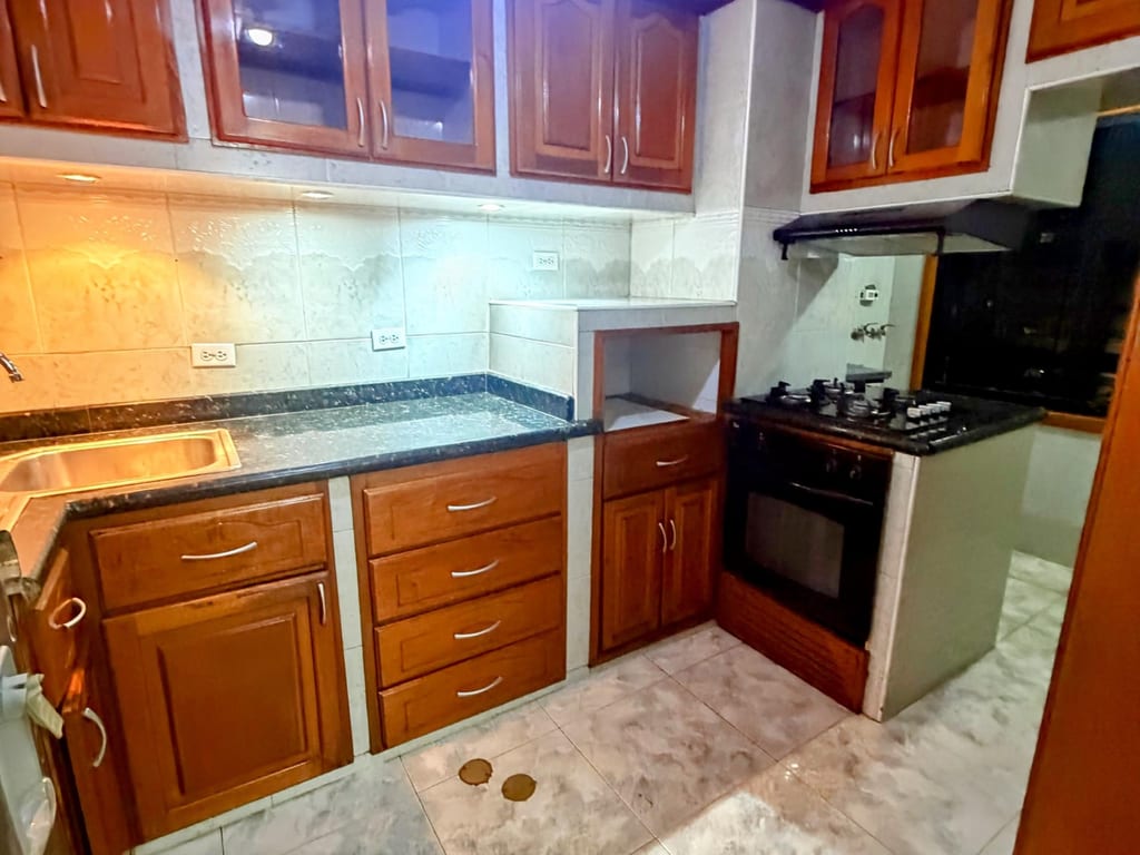 Apartamento en Mañongo, Valencia - 1